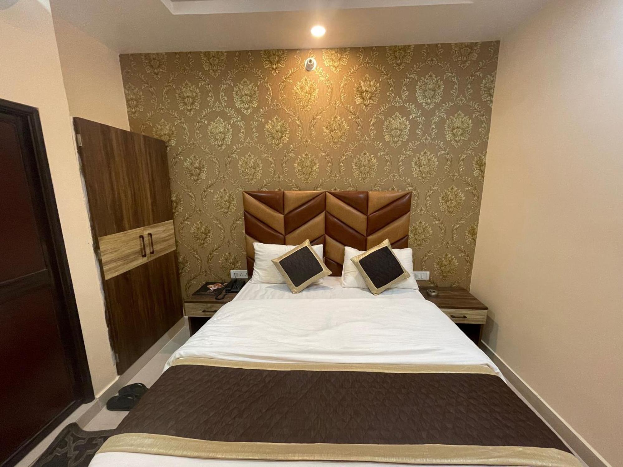Super Hotel O Glance Inn Patna  Extérieur photo